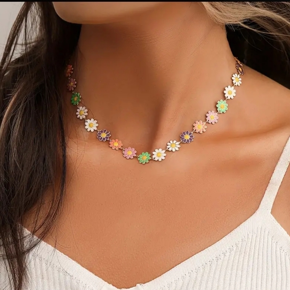 Colorful Daisy Drops Necklace